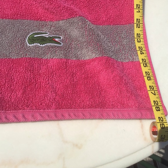 Lacoste🐊4 Bath & 1 Hand Towel Bundle Pink & Grey 🐊 Logo - Picture 10 of 11